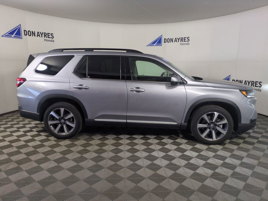Certified 2025 Honda Pilot Elite image 10