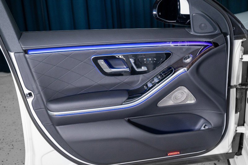New 2026 Mercedes-Benz S 580 4MATIC Sedan image 11