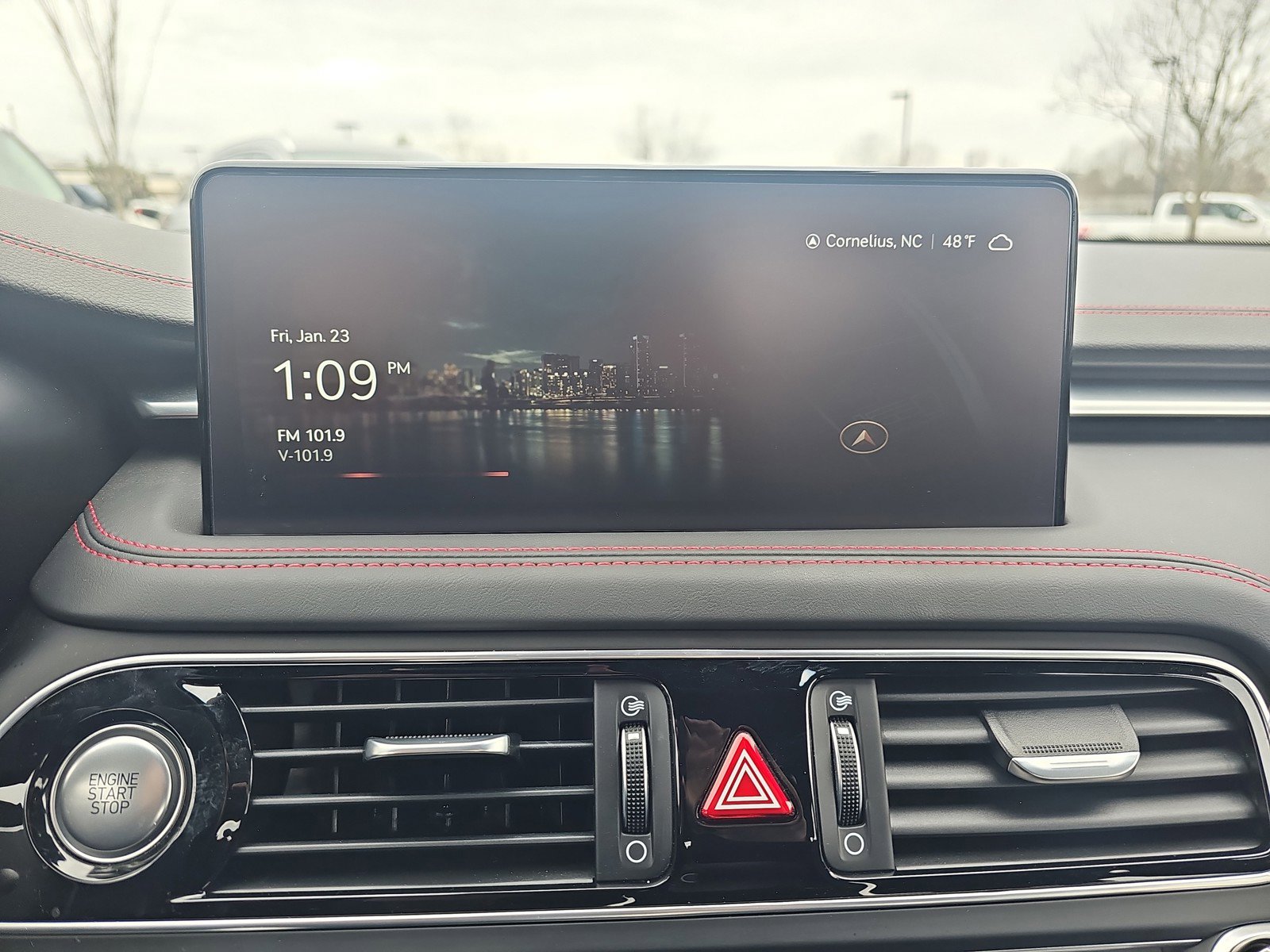 Used 2023 Genesis G70 2.0T w/ Sport Prestige Package image 29