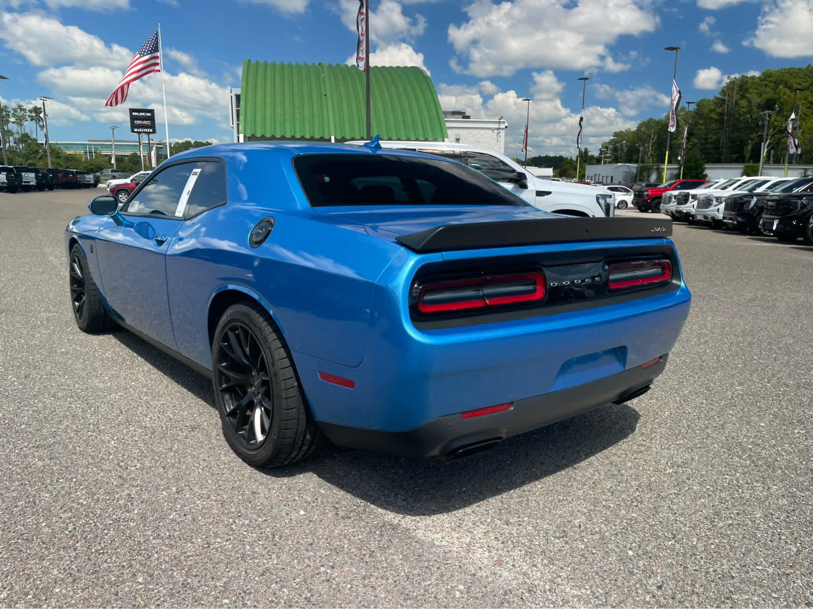 Used 2015 Dodge Challenger SRT Hellcat RWD image 7