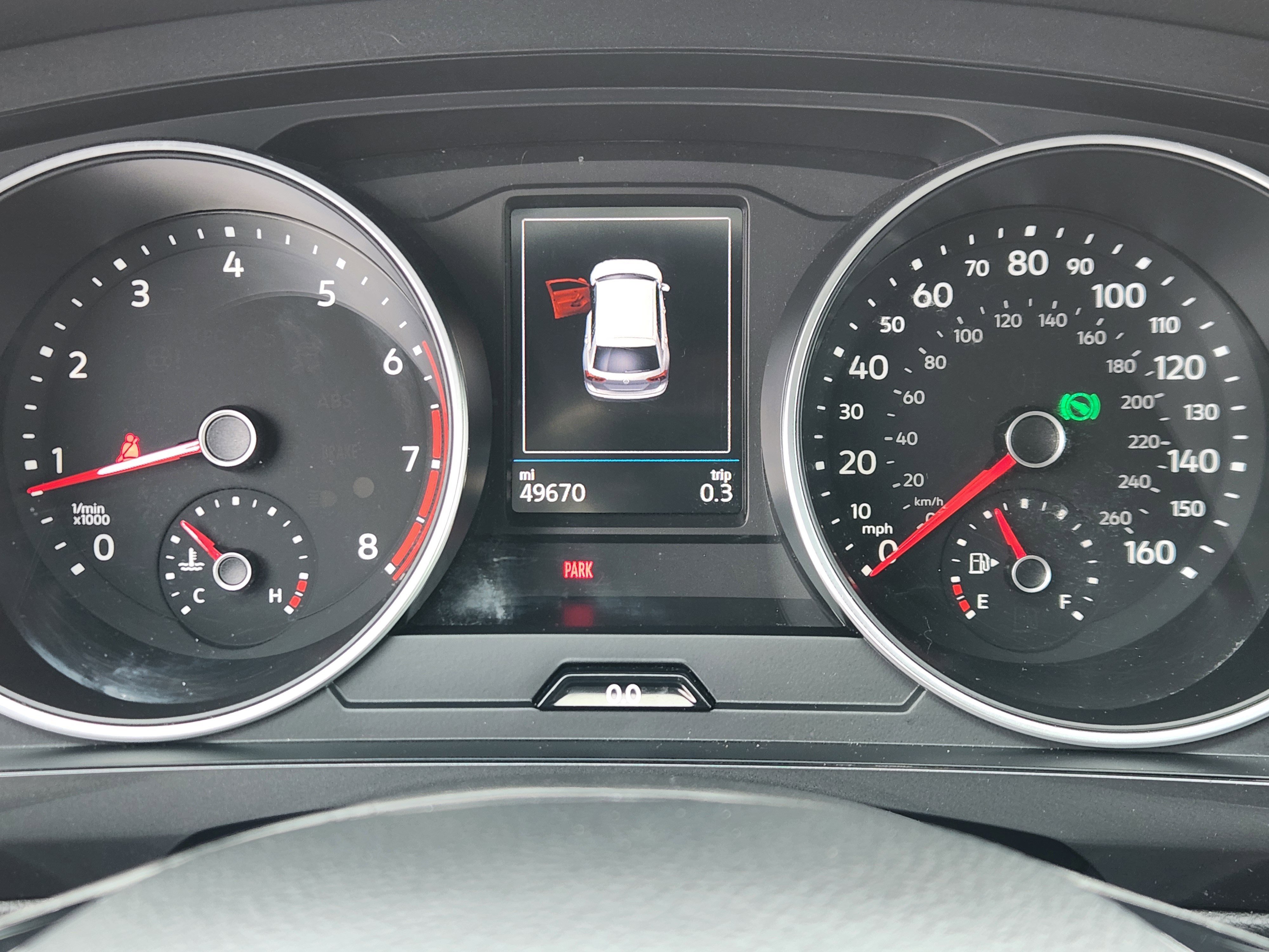 Used 2021 Volkswagen Tiguan SE R-Line w/ 3rd Row Seat Package image 10