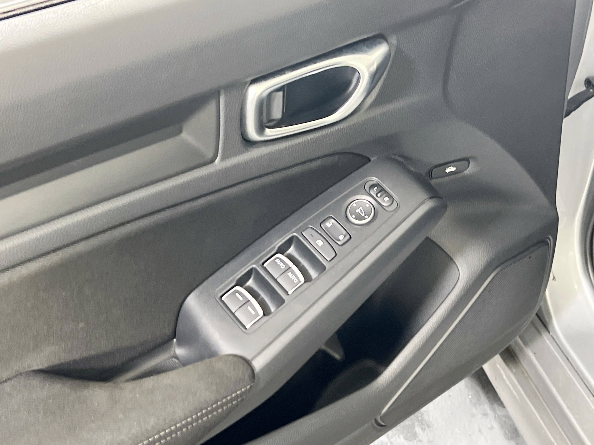 Used 2022 Honda Civic Sport image 17