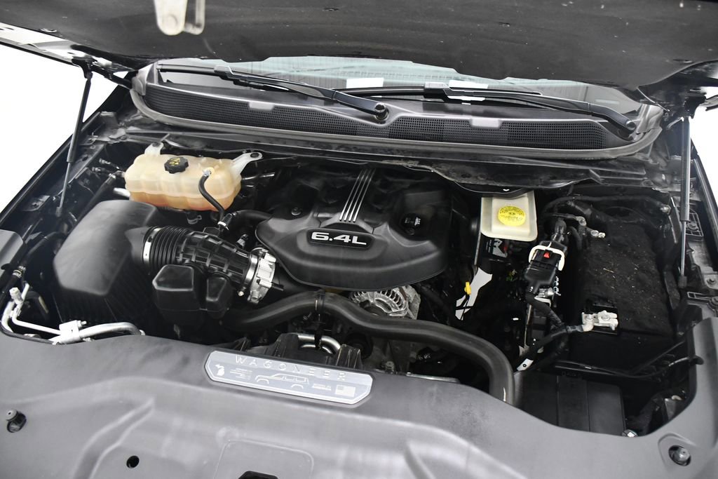 Used 2022 Jeep Grand Wagoneer Series III w/ Rear Seat Video Group 1 AWD/4WD image 6