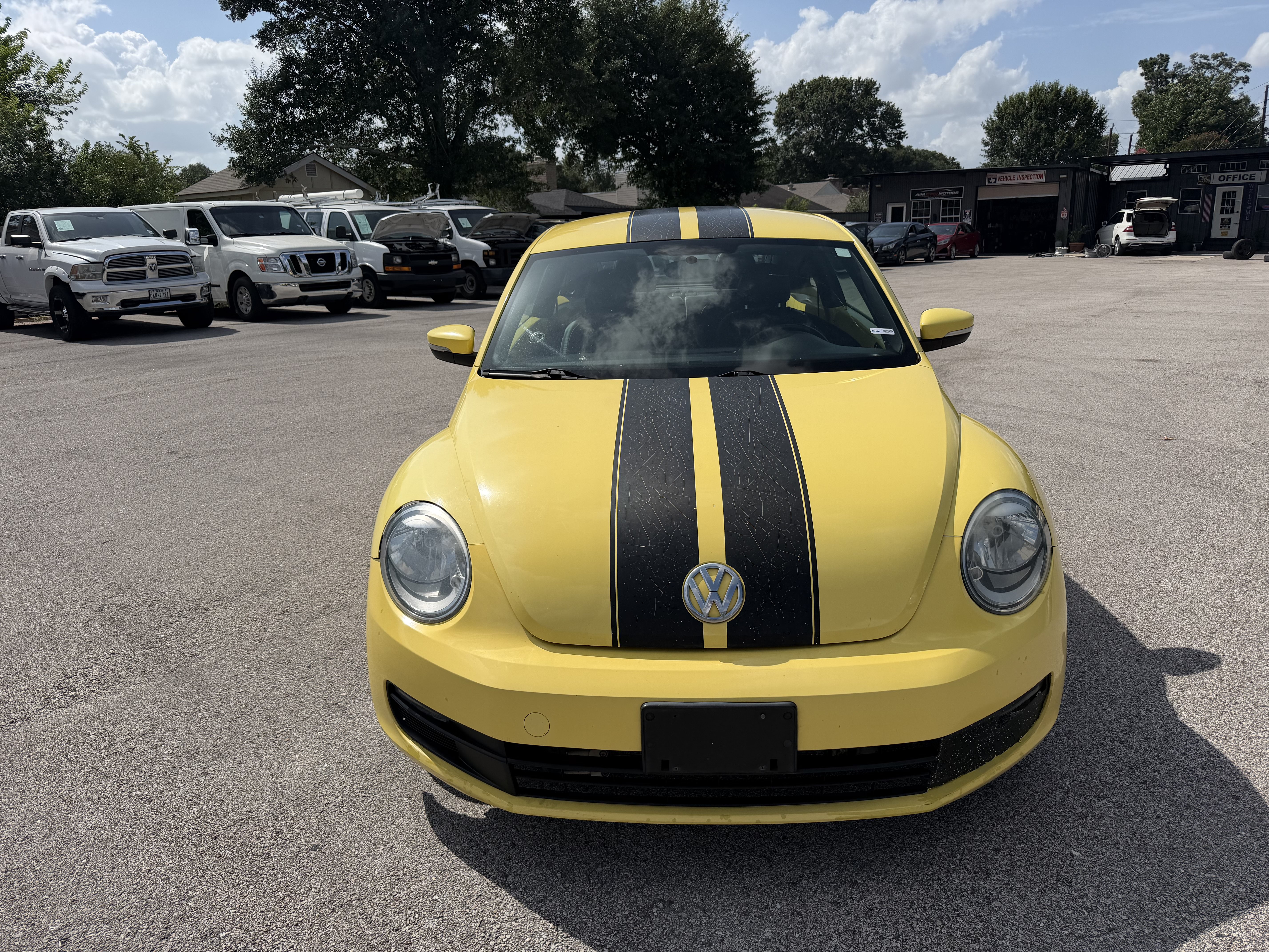 Used 2012 Volkswagen Beetle 2.5 FWD image 4