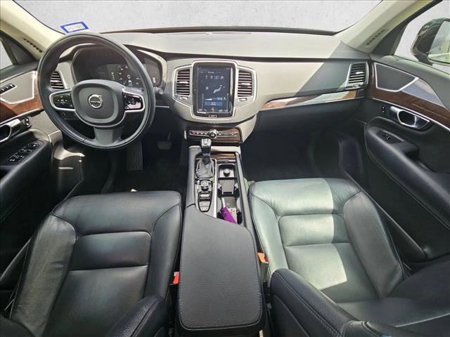 Used 2019 Volvo XC90 T5 Momentum w/ Protection Package Premier image 15