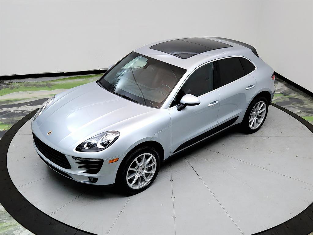 Used 2016 Porsche Macan S image 32