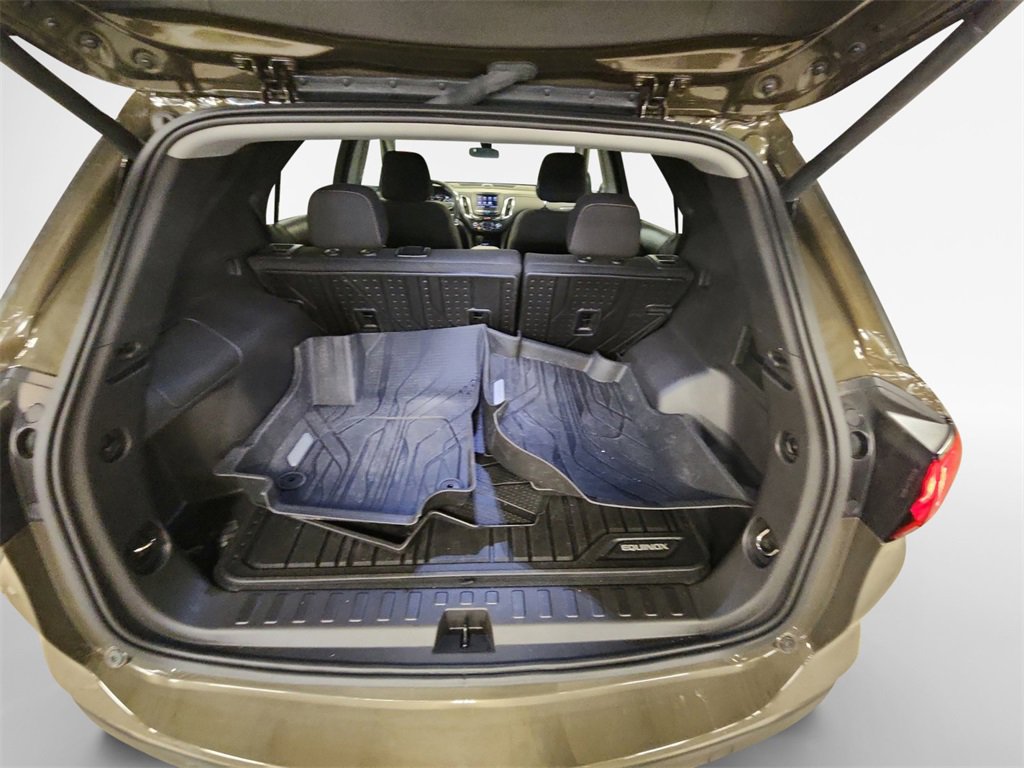 Certified 2024 Chevrolet Equinox LT w/ LPO, Floor Liner Package image 25