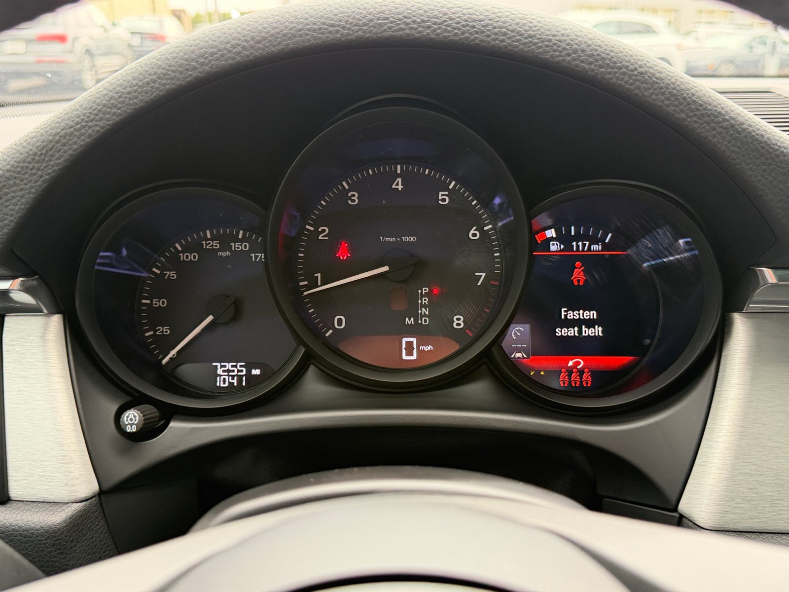 Used 2025 Porsche Macan AWD/4WD image 18