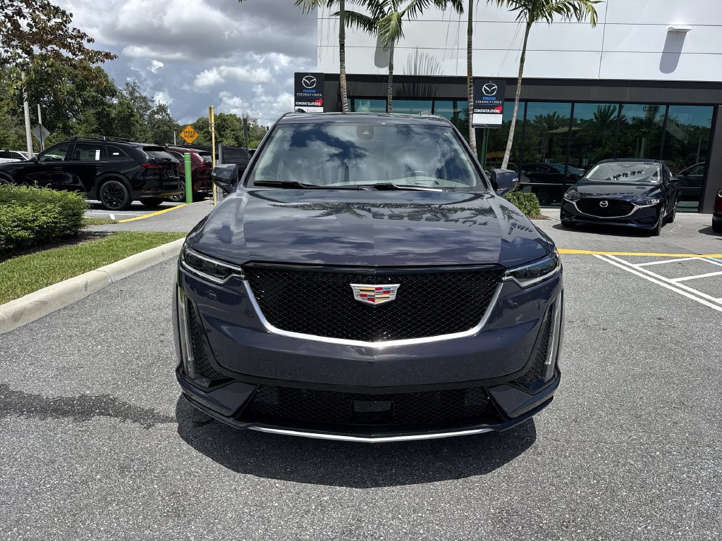 Used 2024 Cadillac XT6 Sport w/ Platinum Package AWD/4WD image 8