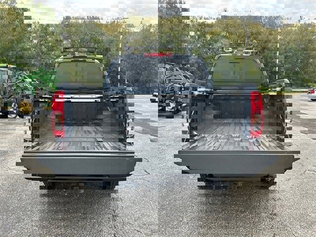 Used 2021 Nissan Frontier PRO-4X w/ Pro-4x Utility Package image 15