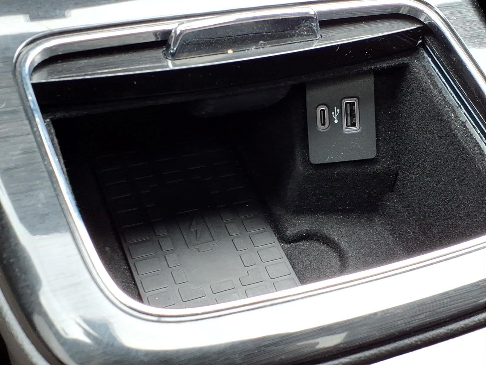 Used 2023 Lincoln Nautilus Reserve AWD/4WD image 27