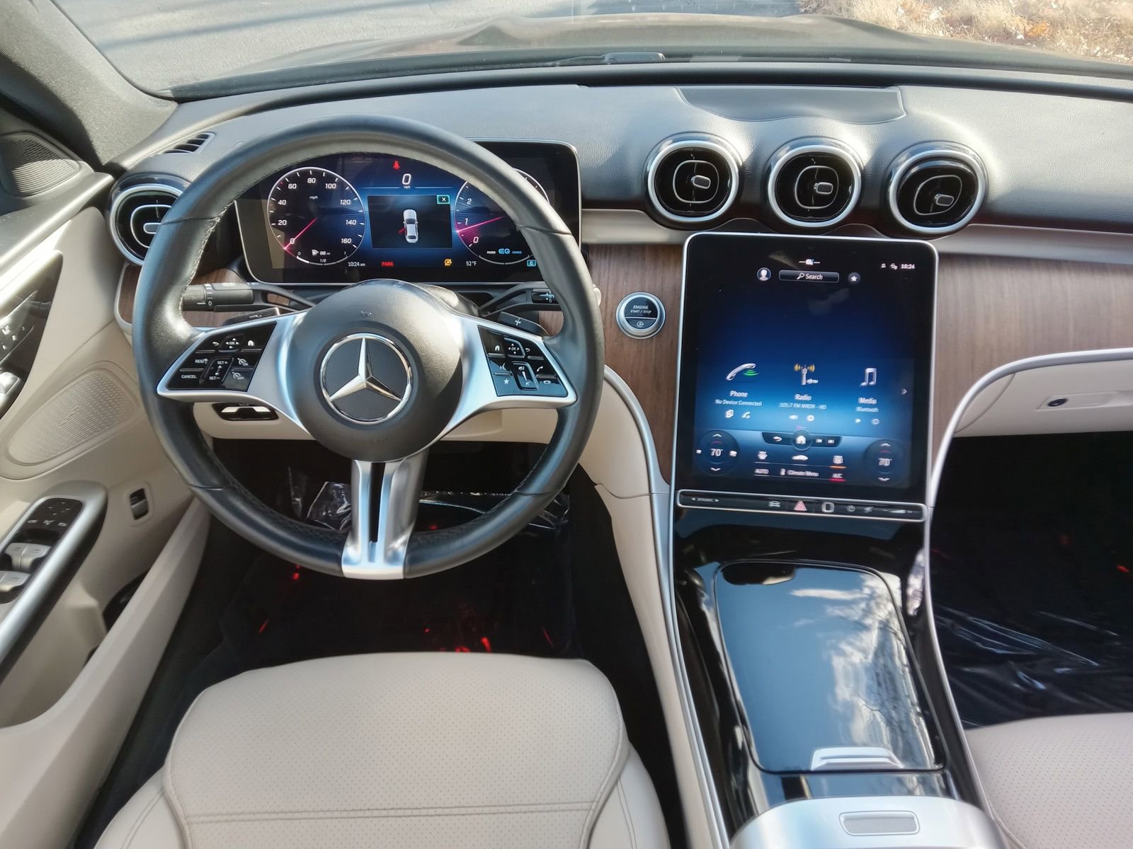 Used 2022 Mercedes-Benz C 300 4MATIC Sedan image 11