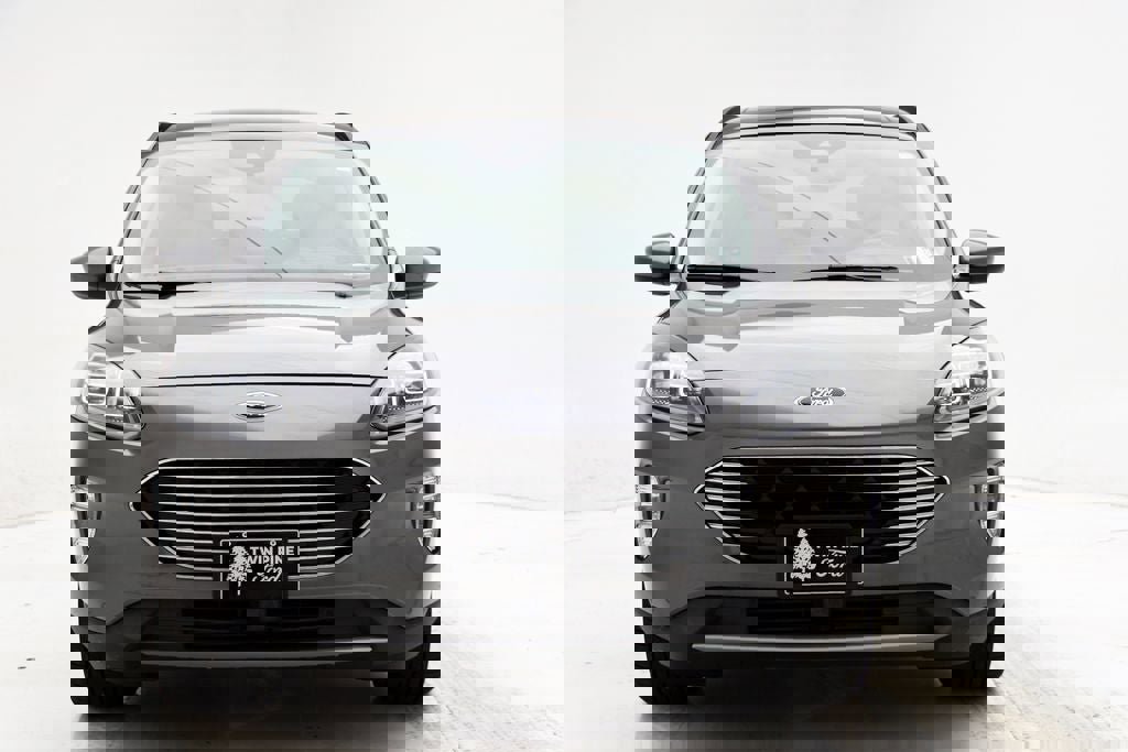 Used 2022 Ford Escape Titanium w/ Titanium Elite Package image 4