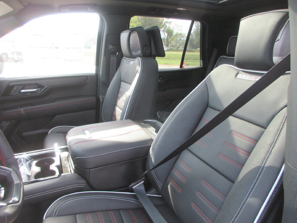 New 2027 GMC Yukon AT4 Ultimate AWD/4WD image 11