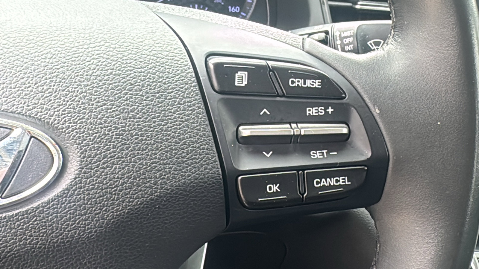 Used 2020 Hyundai Elantra Value Edition w/ Cargo Package (C1) FWD image 24