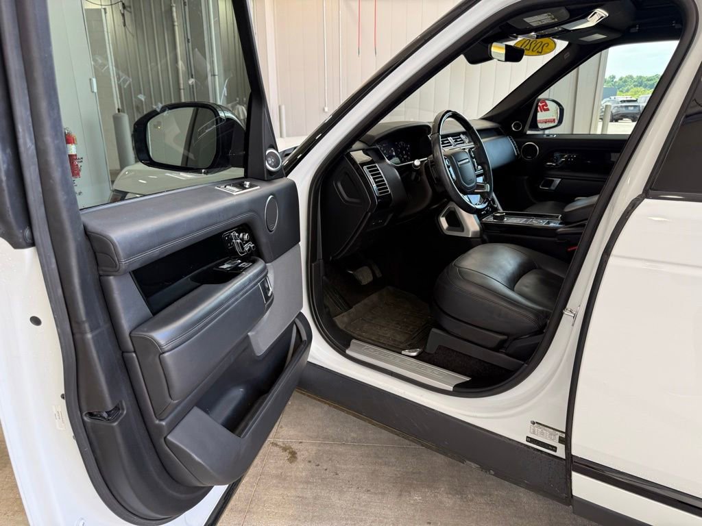 Used 2020 Land Rover Range Rover HSE AWD/4WD image 26