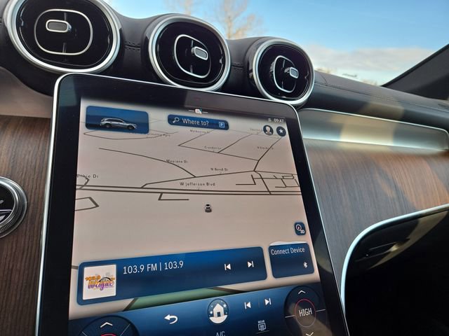 Used 2023 Mercedes-Benz GLC 300 4MATIC image 10