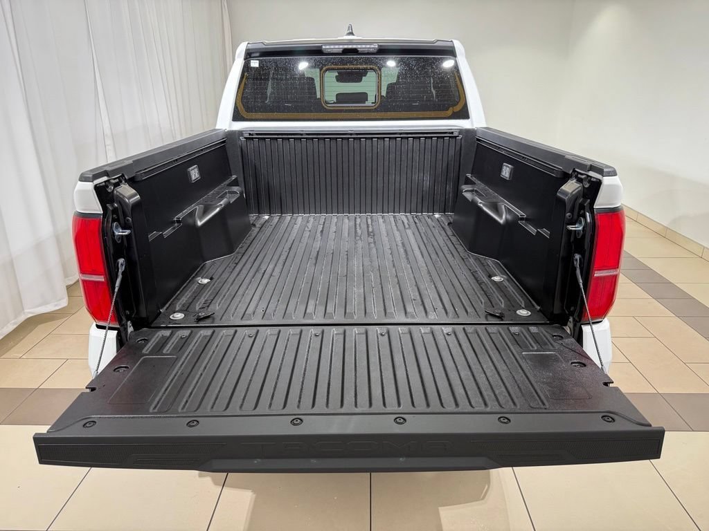 New 2026 Toyota Tacoma SR5 AWD/4WD image 11