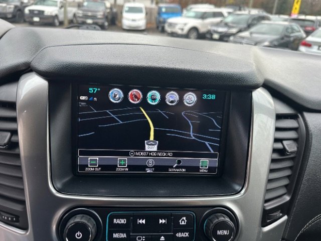 Used 2019 Chevrolet Suburban LT image 27