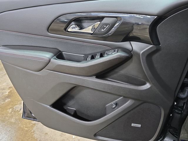 Used 2023 Chevrolet Traverse RS w/ LPO, Floor Liner Package image 28