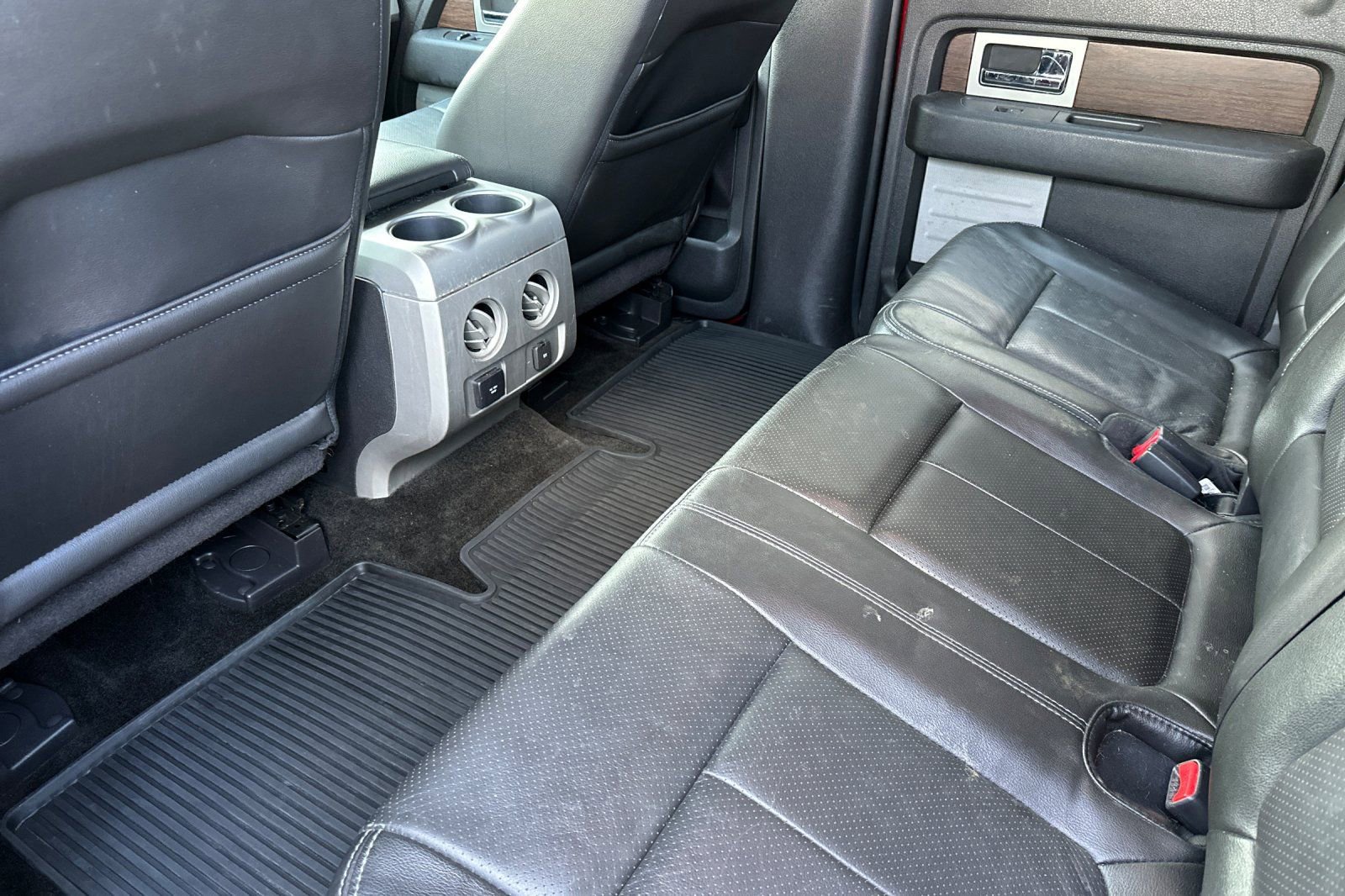 Used 2014 Ford F150 Lariat w/ Equipment Group 501A Mid image 13