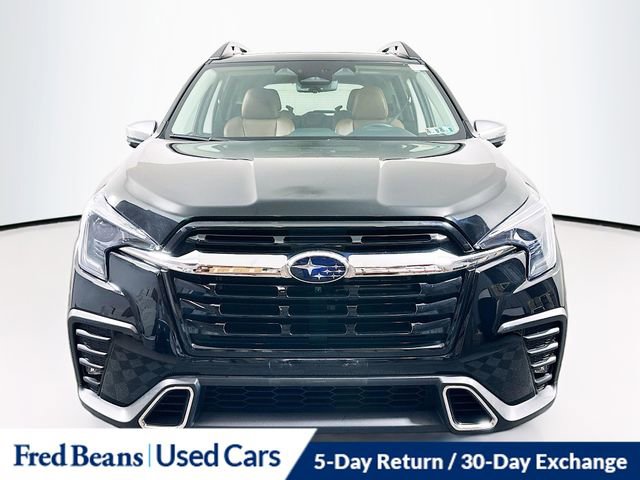 Used 2023 Subaru Ascent Touring image 2
