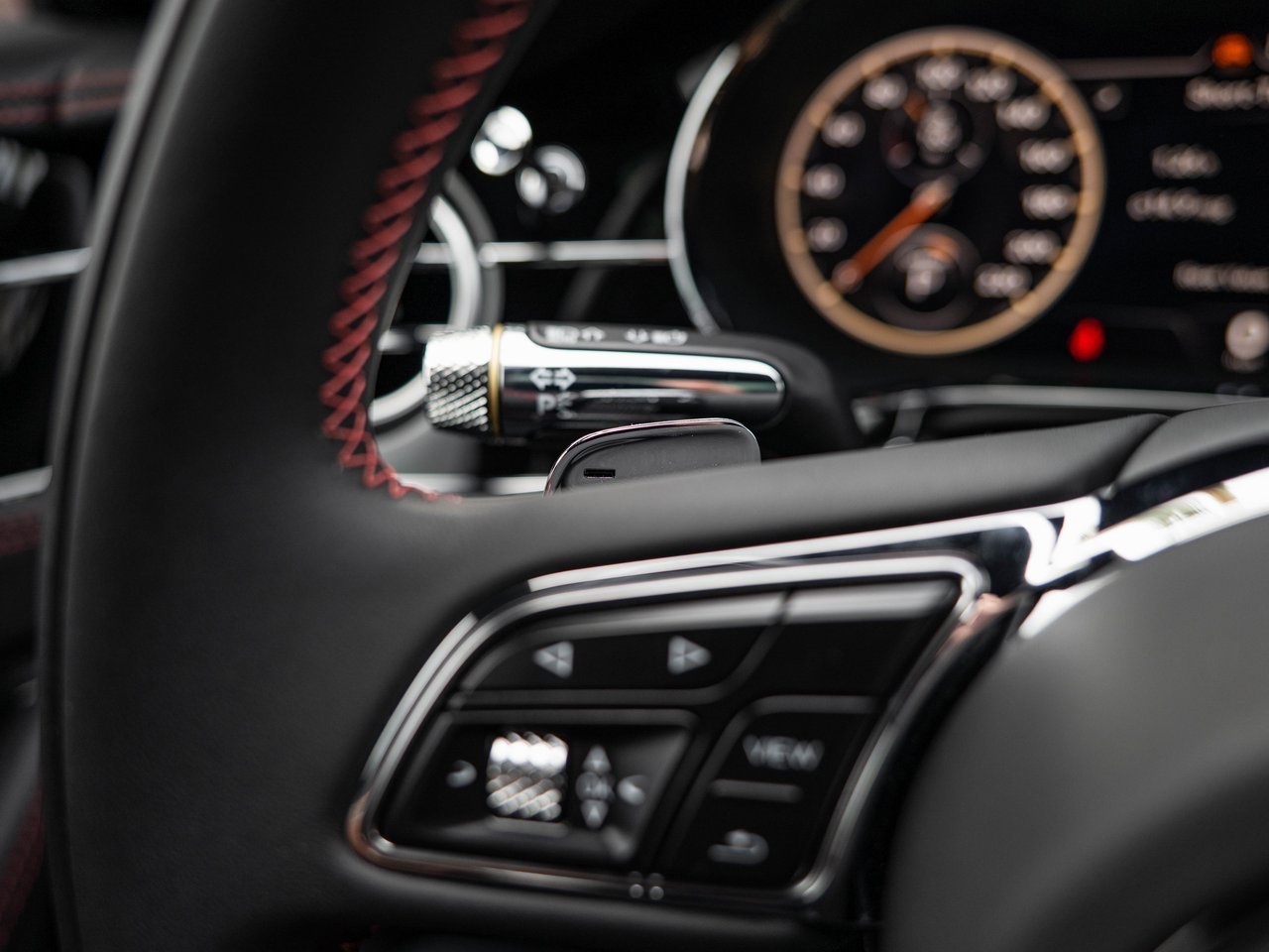 Used 2024 Bentley Flying Spur S V8 image 24