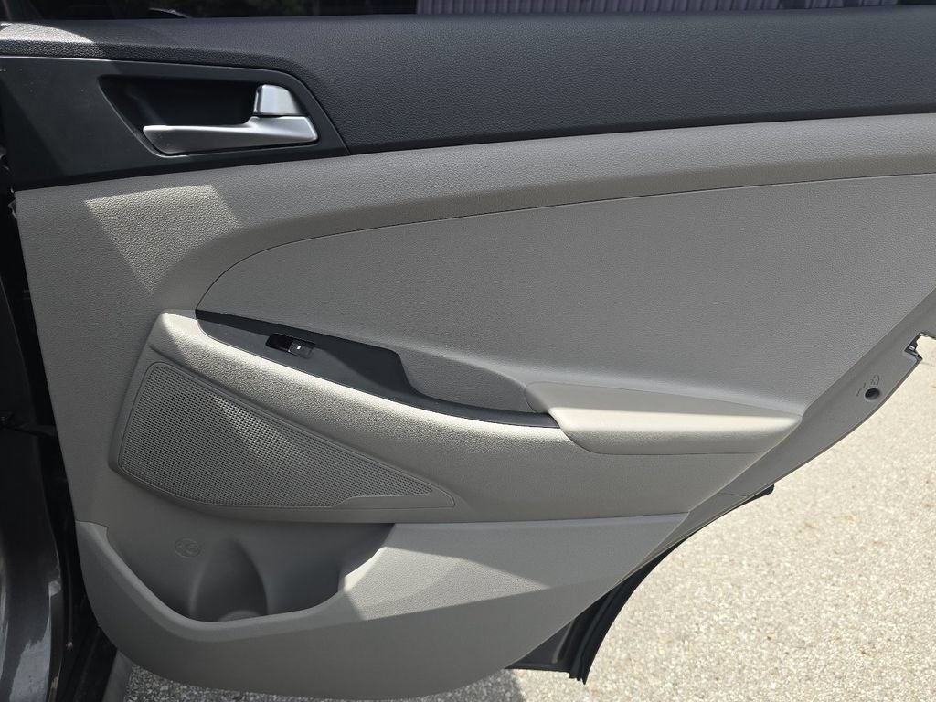 Used 2020 Hyundai Tucson SE AWD/4WD image 19