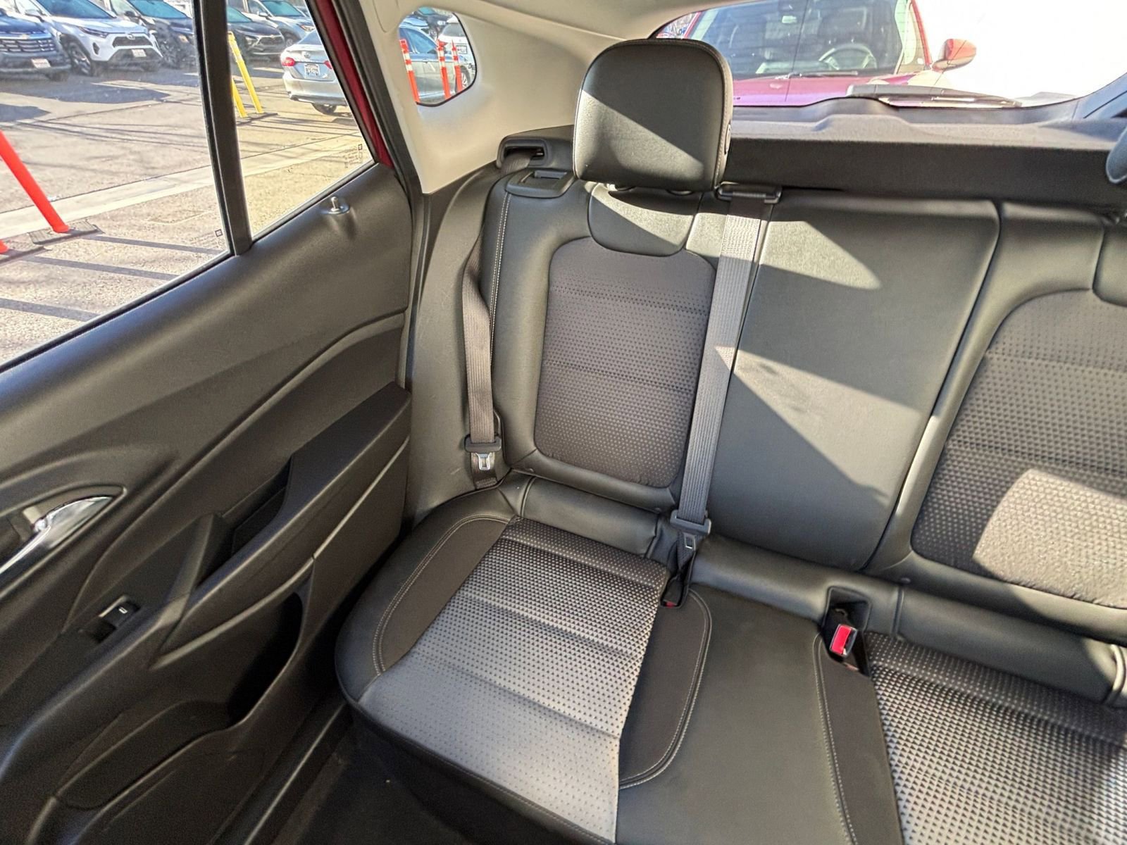 Used 2025 Chevrolet Trax LT image 39