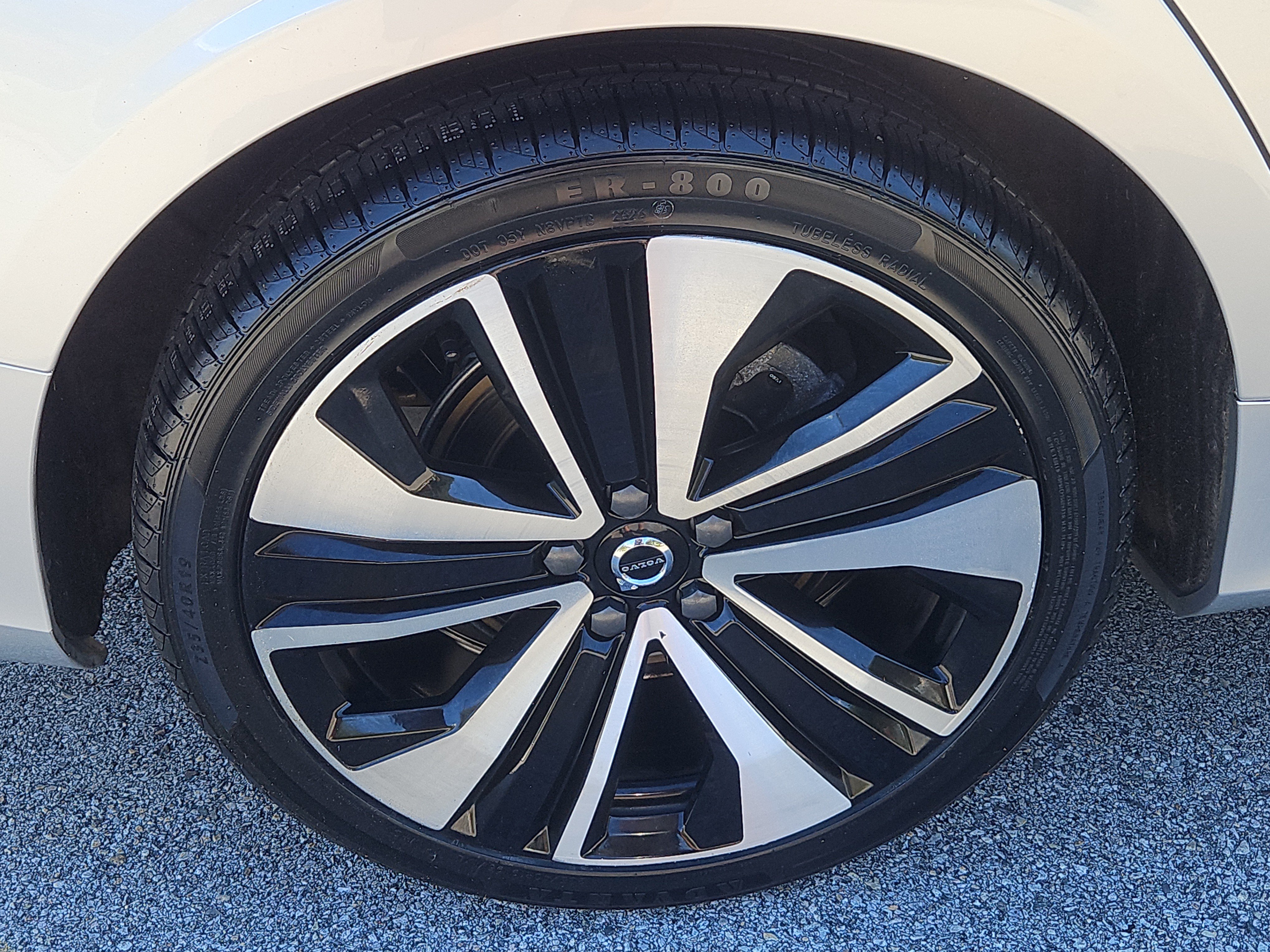 Used 2022 Volvo S60 B5 Momentum w/ Premium Package FWD image 28