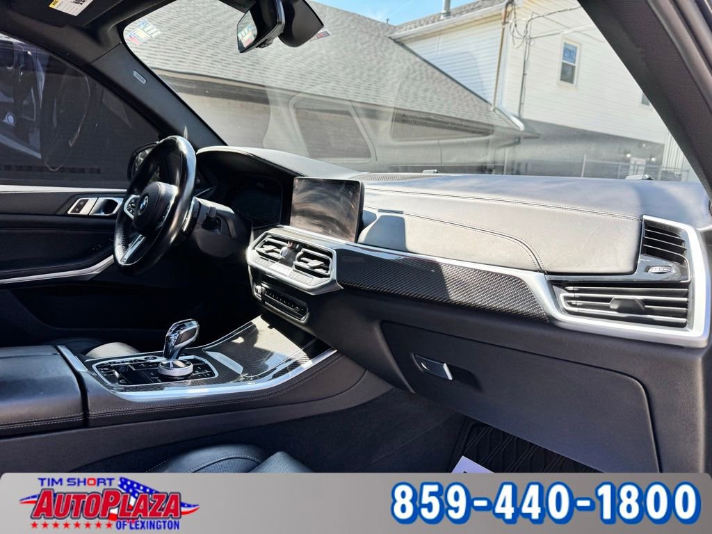 Used 2022 BMW X5 M50i w/ Executive Package image 41