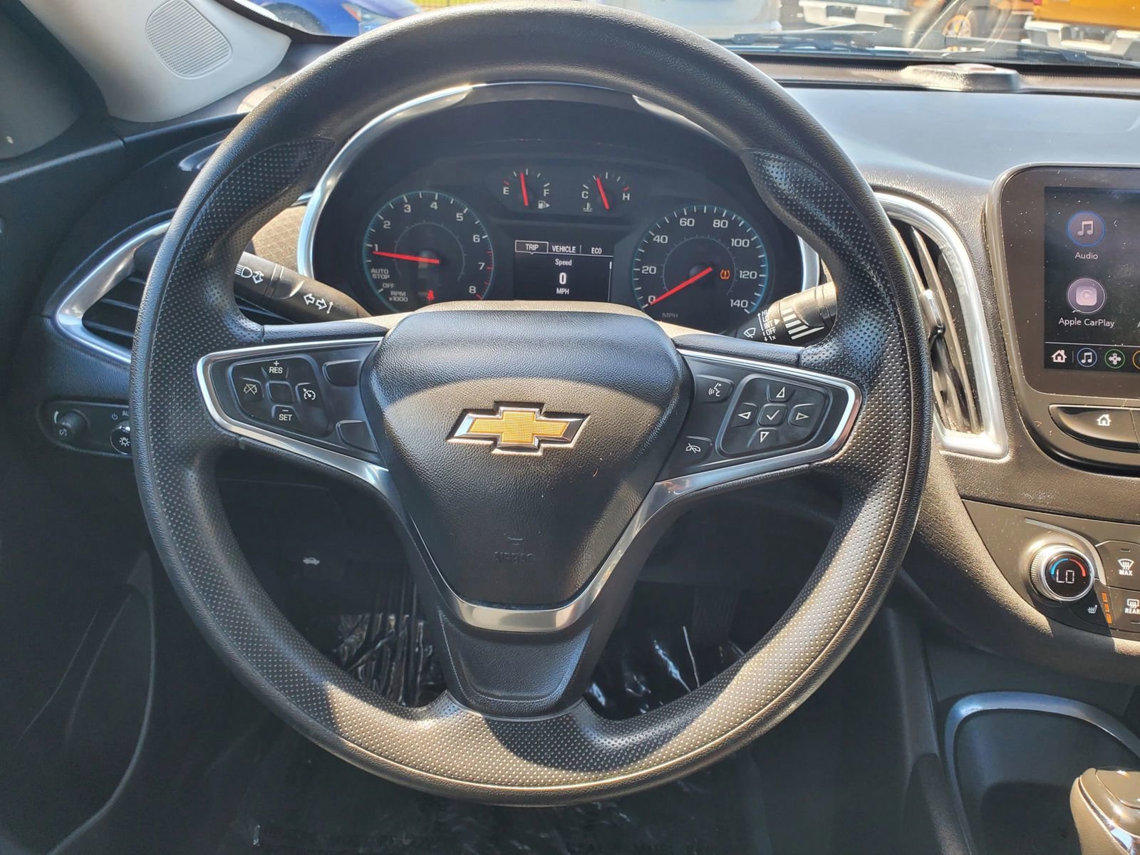 Used 2020 Chevrolet Malibu LT FWD image 13