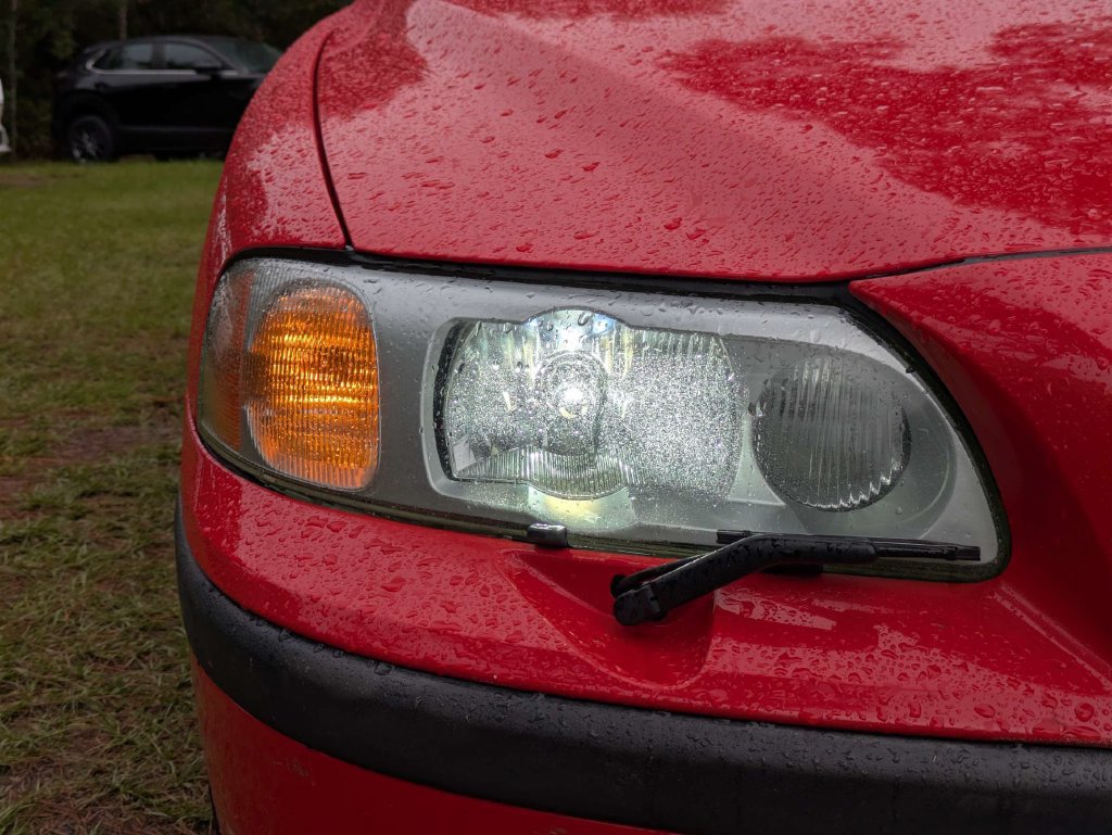 Used 2004 Volvo S60 R AWD/4WD image 10