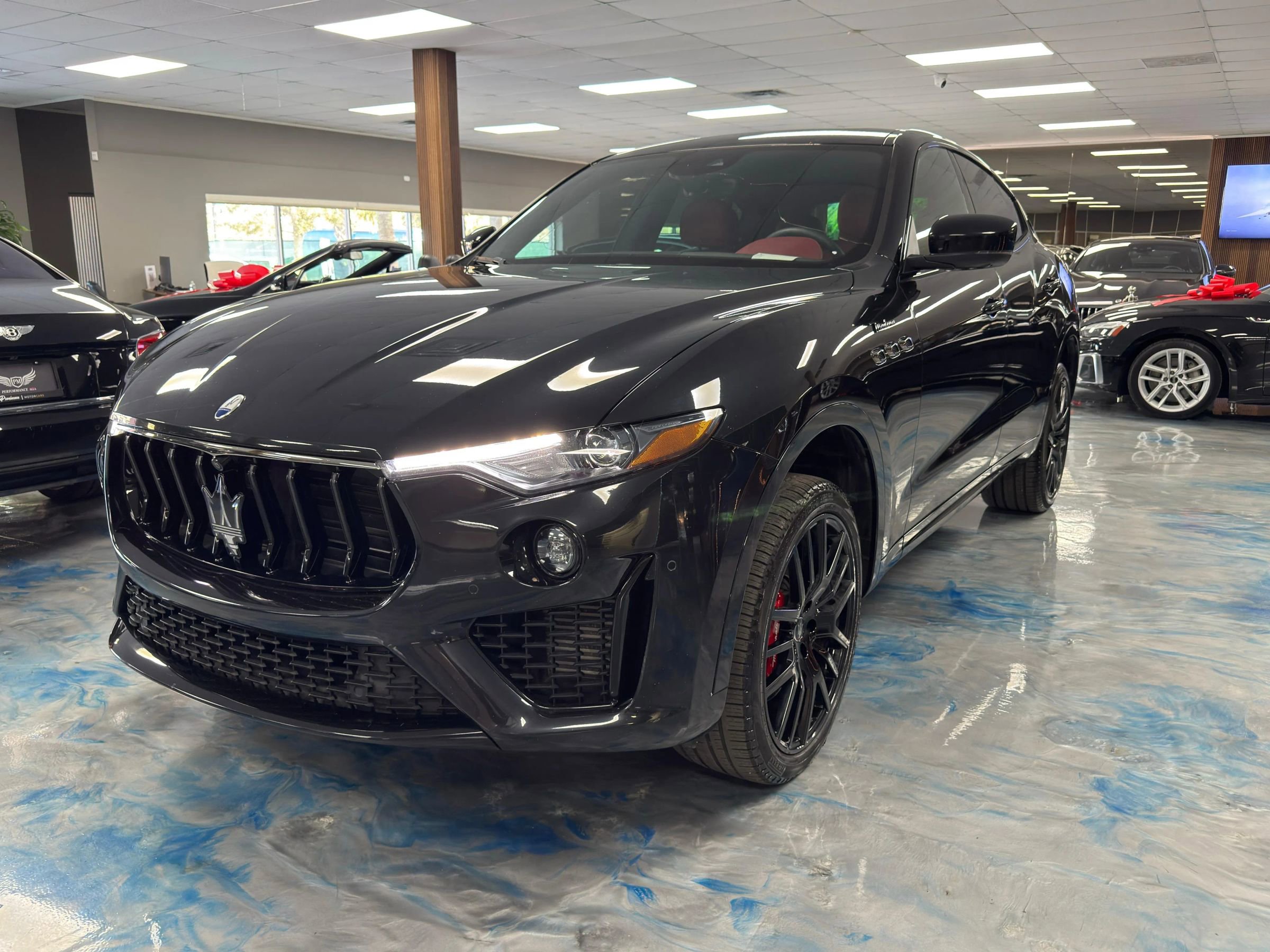 Used 2023 Maserati Levante Modena image 4