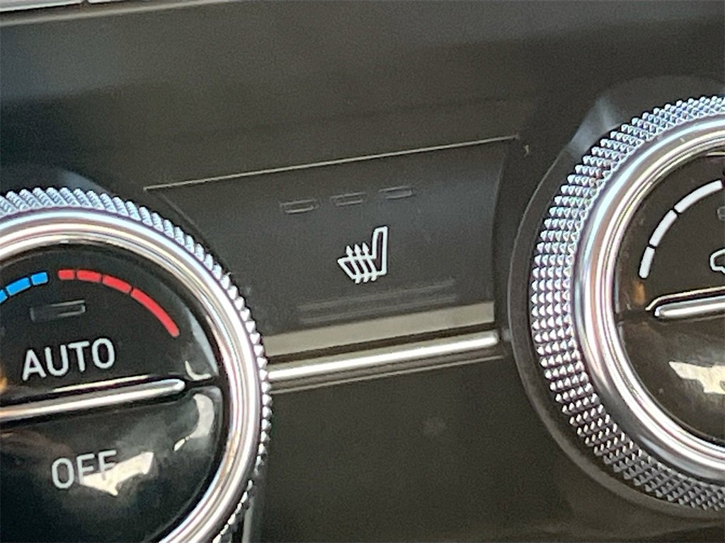 Used 2022 Genesis G70 3.3T image 21