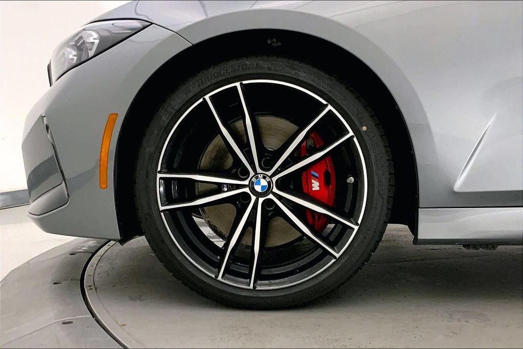 Used 2024 BMW 330i xDrive Sedan w/ M Sport Package AWD/4WD image 8