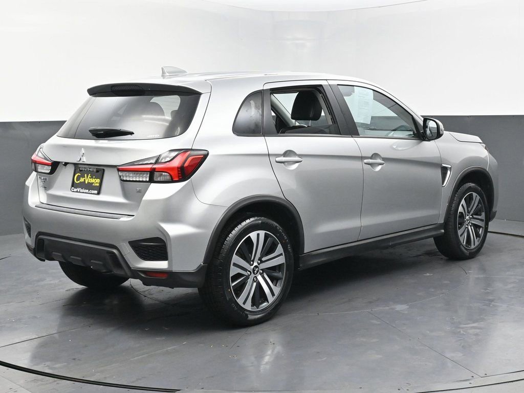 Used 2023 Mitsubishi Outlander Sport SE image 7
