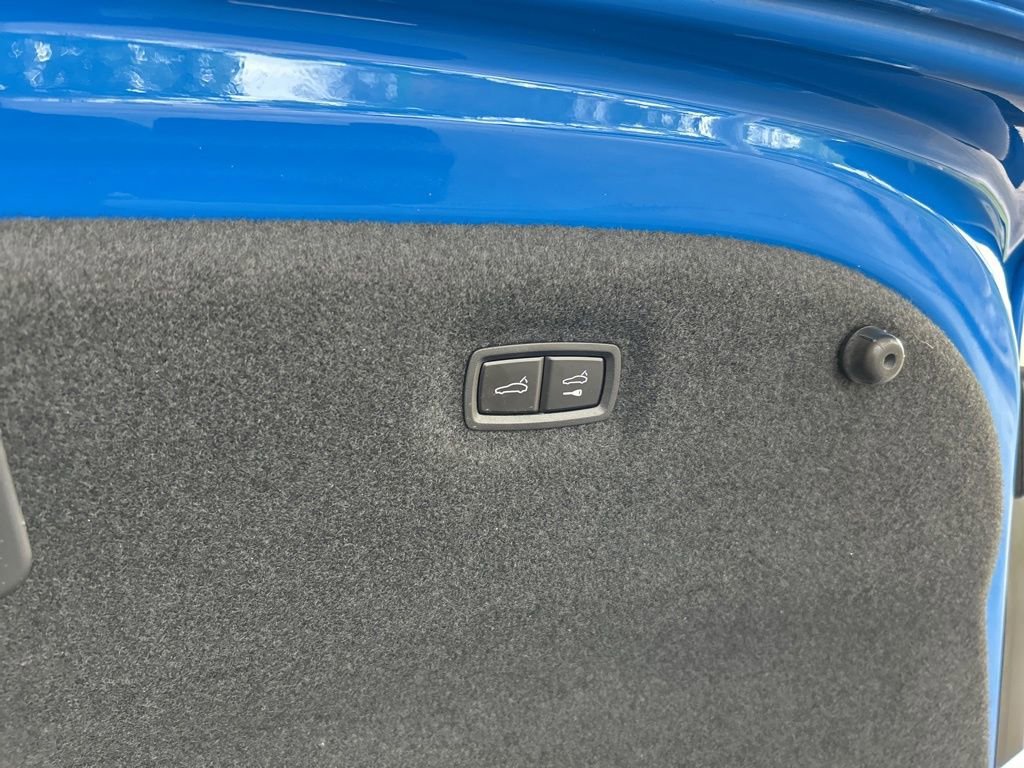 Used 2022 Porsche Taycan Turbo S w/ Premium Package image 40