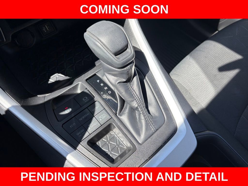 Used 2025 Toyota RAV4 XLE image 29