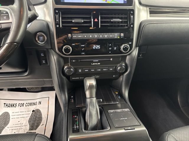 Used 2022 Lexus GX 460 Luxury w/ Accessory Package AWD/4WD image 20