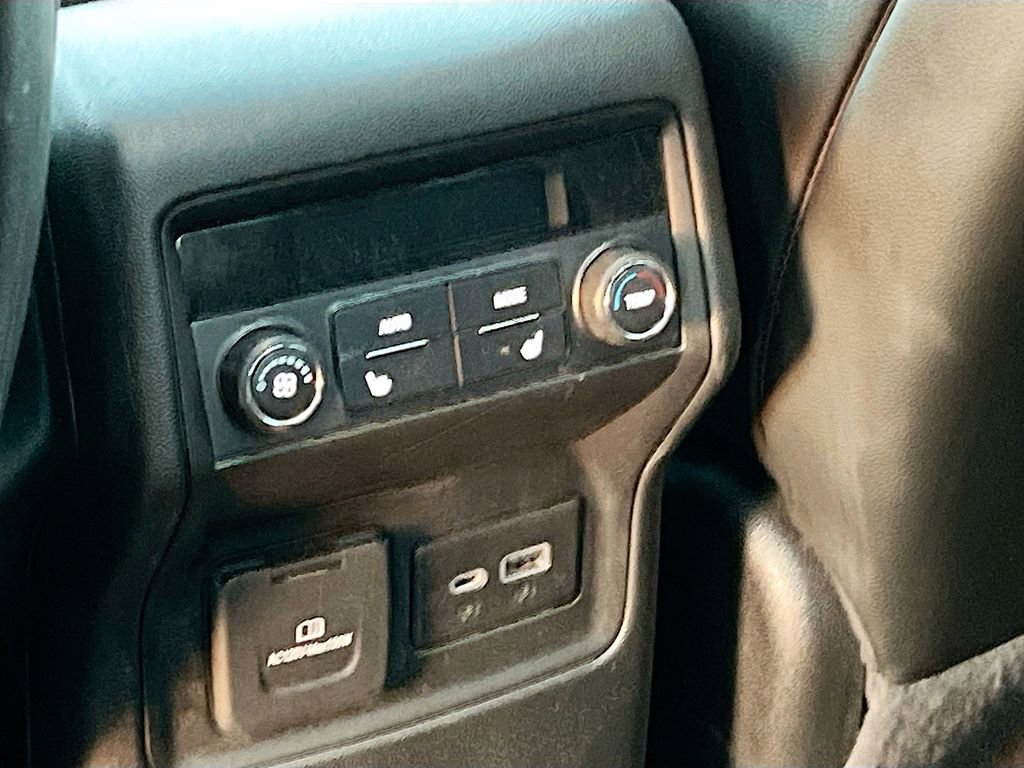 Used 2022 GMC Acadia Denali w/ Denali Ultimate Package image 27