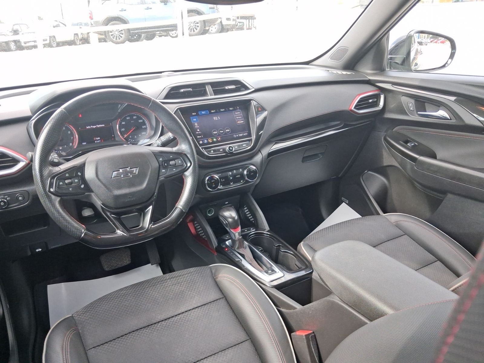 Used 2022 Chevrolet TrailBlazer RS w/ Technology Package FWD image 11