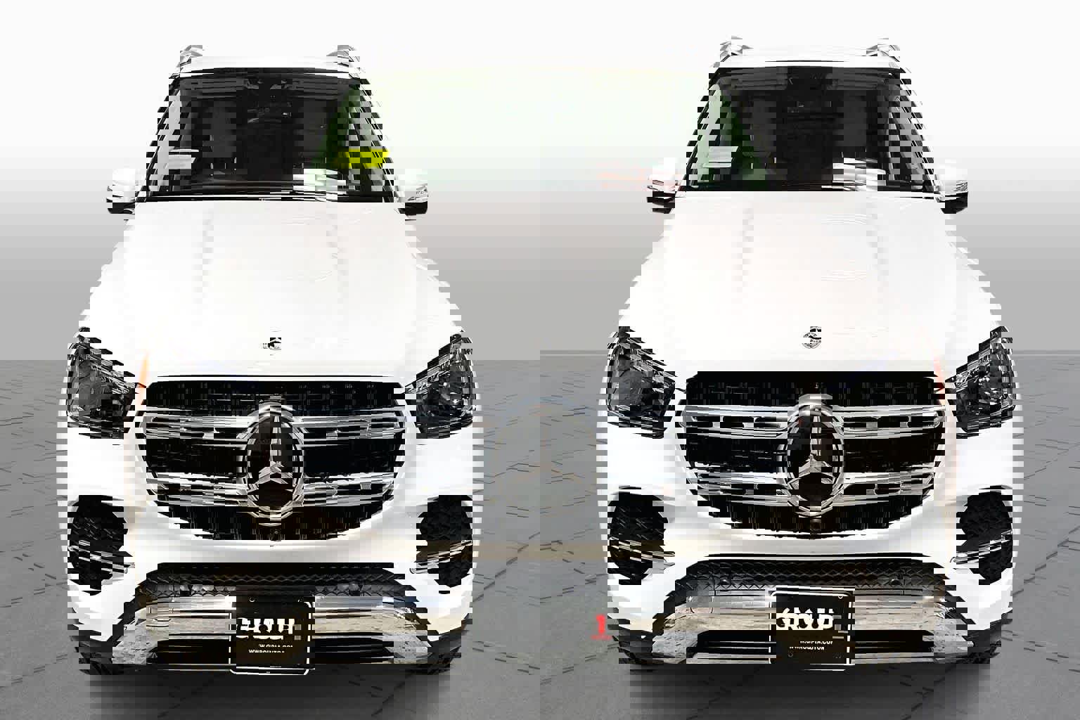 Used 2026 Mercedes-Benz GLE 450e 4MATIC image 4