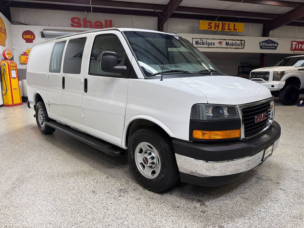 Used 2020 GMC Savana 2500 w/ Driver Convenience Package RWD image 11