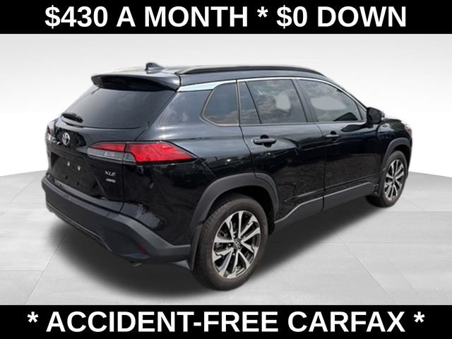 Used 2023 Toyota Corolla Cross XLE w/ Convenience Package AWD/4WD image 6