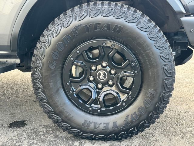 Used 2023 Ford Bronco Wildtrak image 11