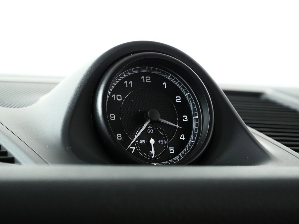 New 2026 Porsche Macan image 18