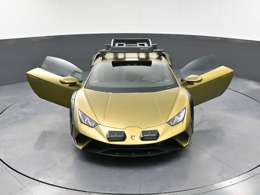 Used 2024 Lamborghini Huracan Sterrato image 33