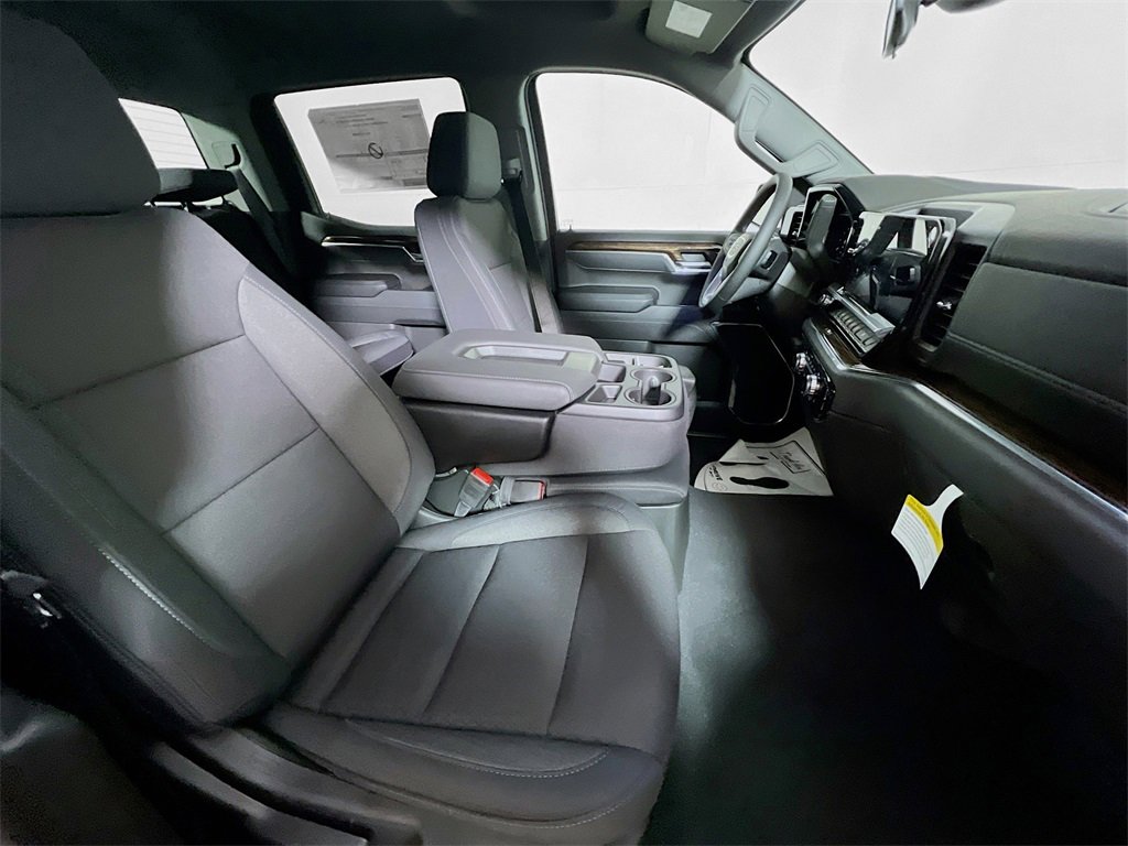 Used 2025 GMC Sierra 1500 Elevation image 24