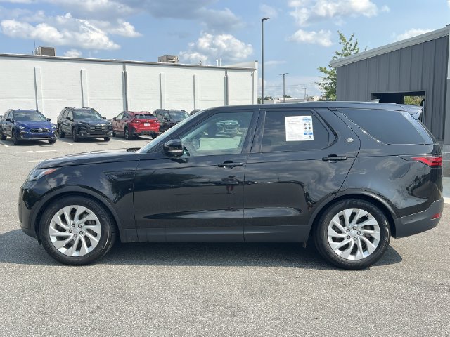 Used 2024 Land Rover Discovery S AWD/4WD image 10